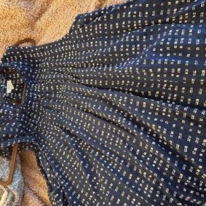 Sleeveless top, blouse